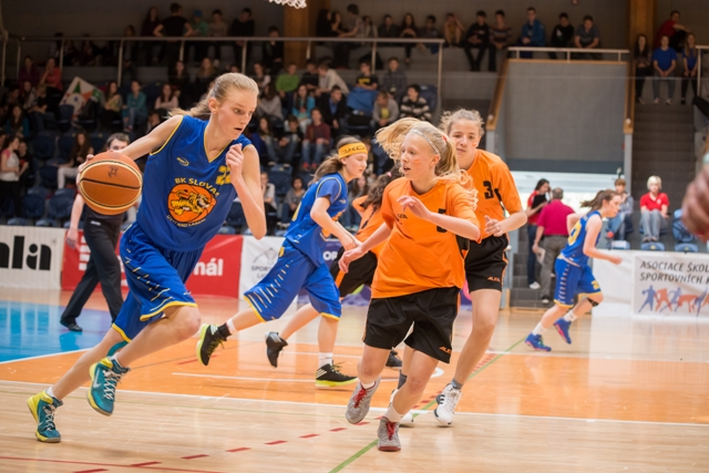 O pohár ministra basket 3